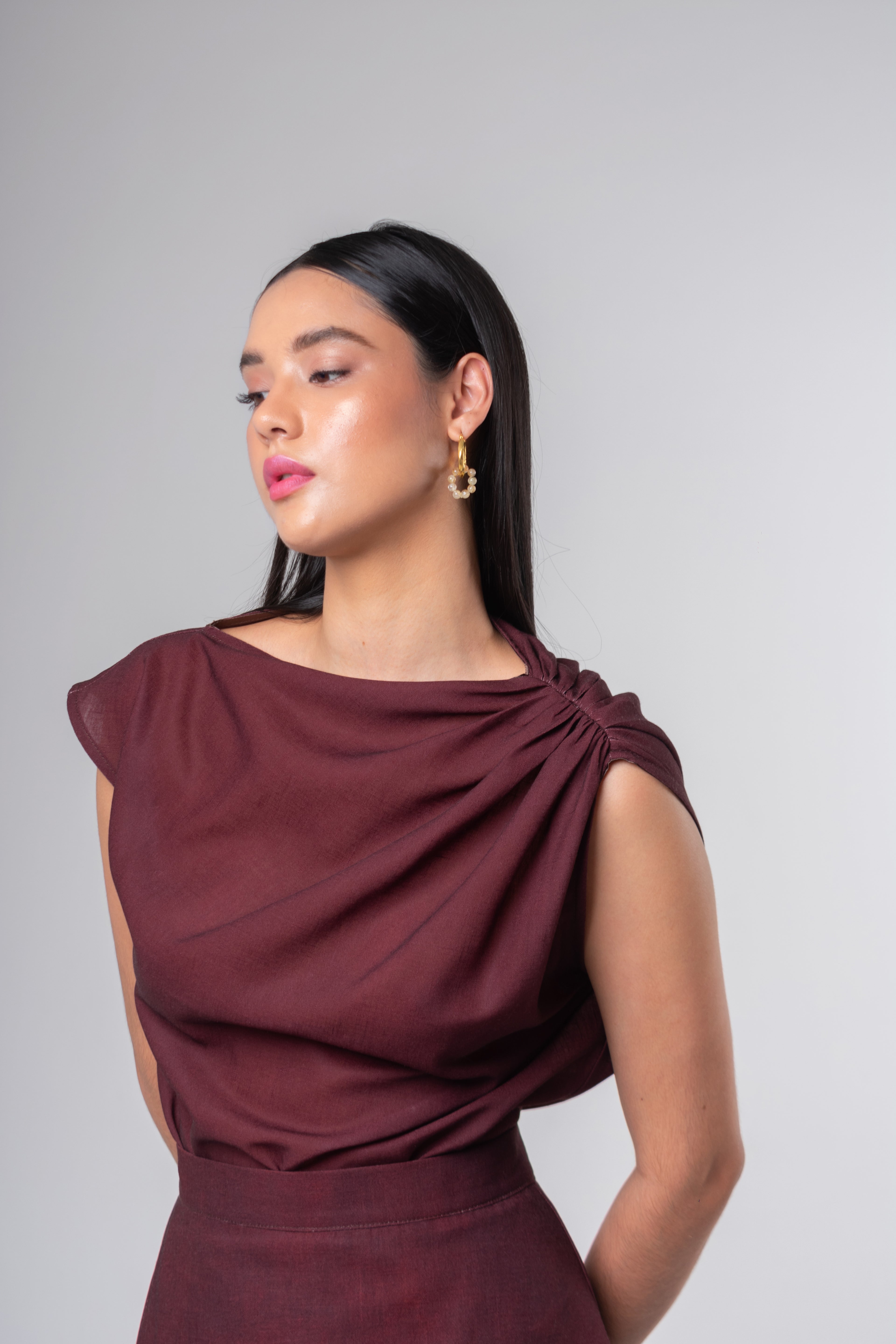 Blusa Asimétrica Café