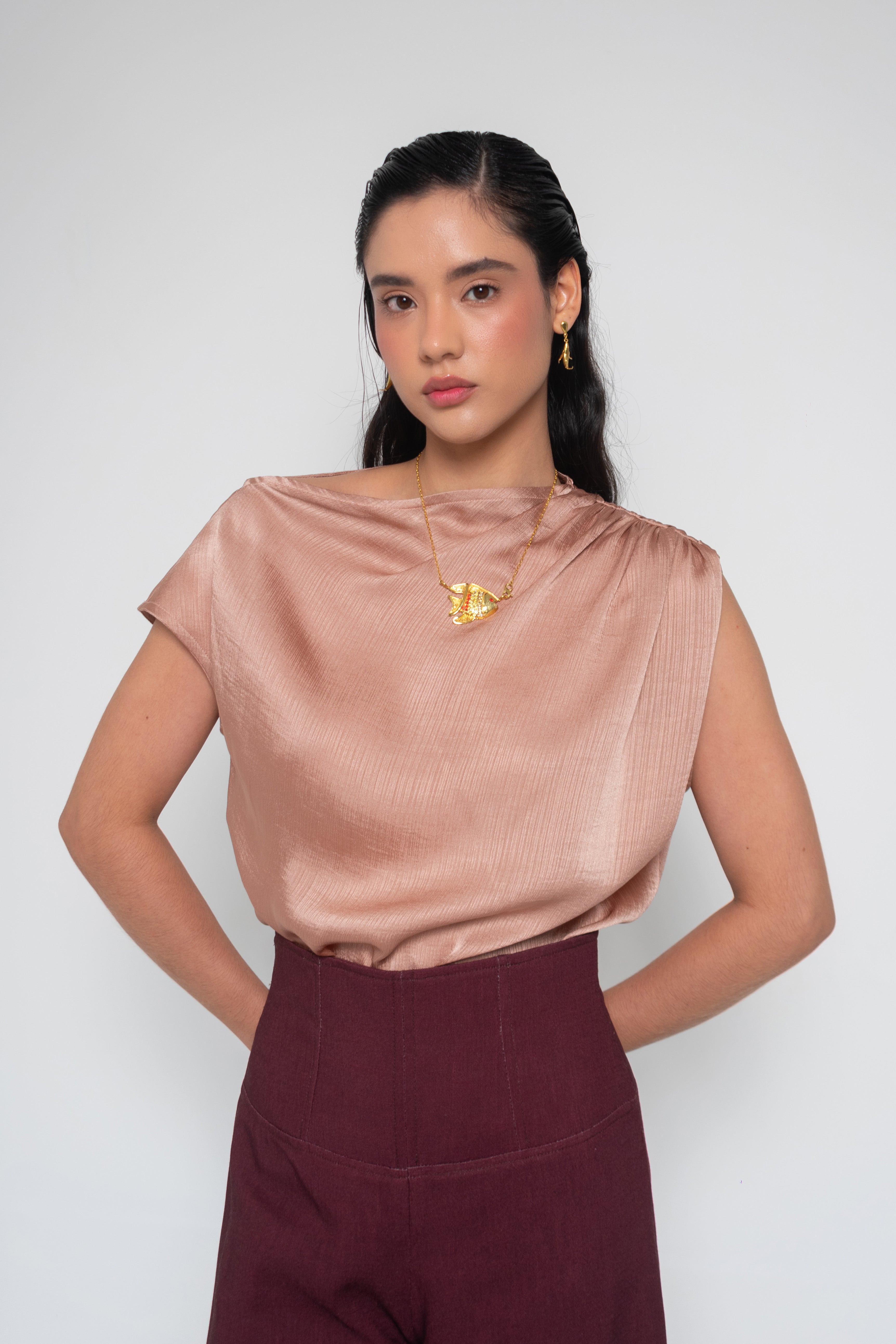 Blusa Asimétrica Moca